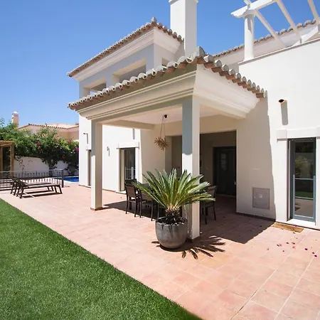 Ferrarias Sleeps 10 With Pool Air Con And Wifi * Ferrarias (Loule)