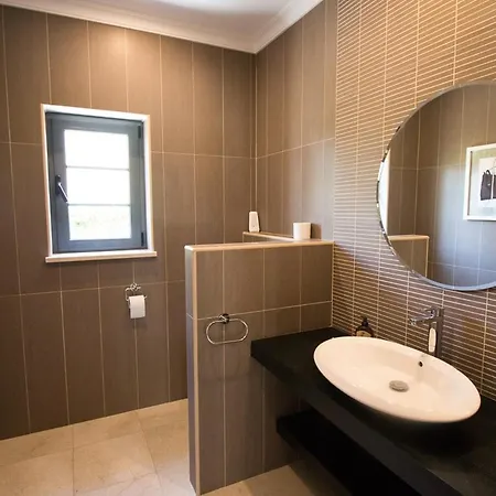 빌라 Ferrarias Sleeps 10 With Pool Air Con And Wifi Ferrarias (Loule)
