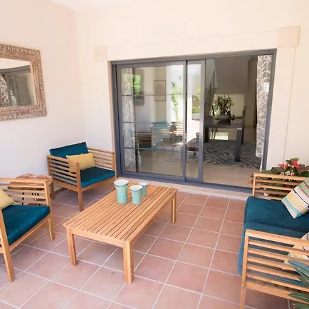 Villa Ferrarias Sleeps 10 With Pool Air Con And Wifi *
