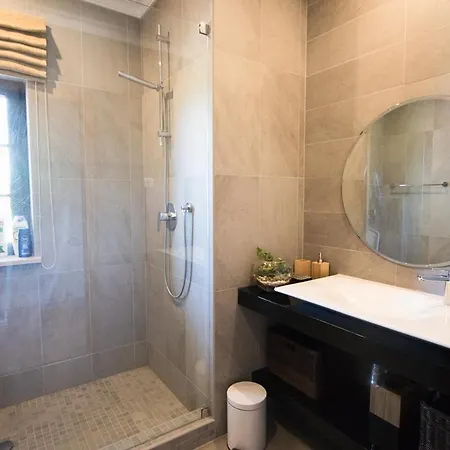 Villa Ferrarias Sleeps 10 With Pool Air Con And Wifi *